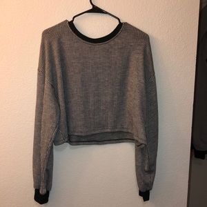 Long sleeve, slightly cropped, black & white.